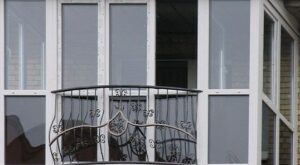 С чего начать ремонт балкона?