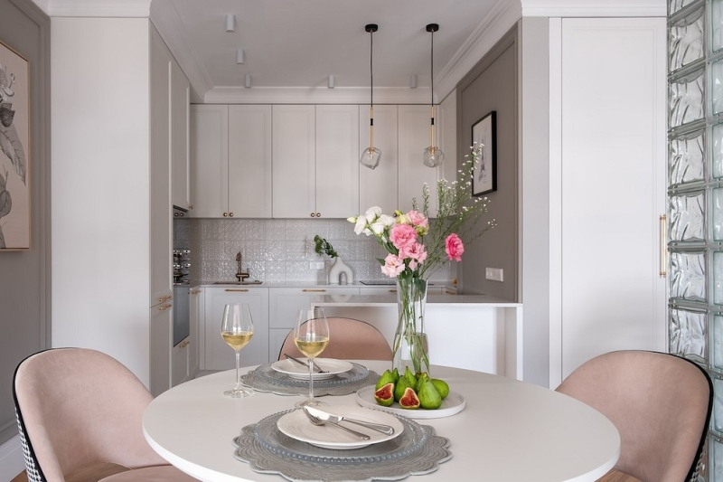 Париж по-русски: квартира 60 кв. м с потрясающим интерьером и комфортной планировкой