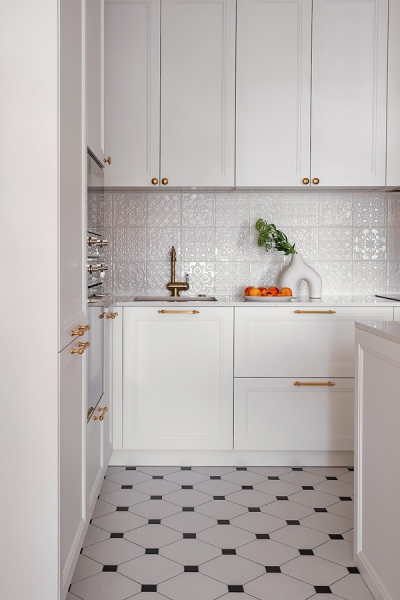 Париж по-русски: квартира 60 кв. м с потрясающим интерьером и комфортной планировкой