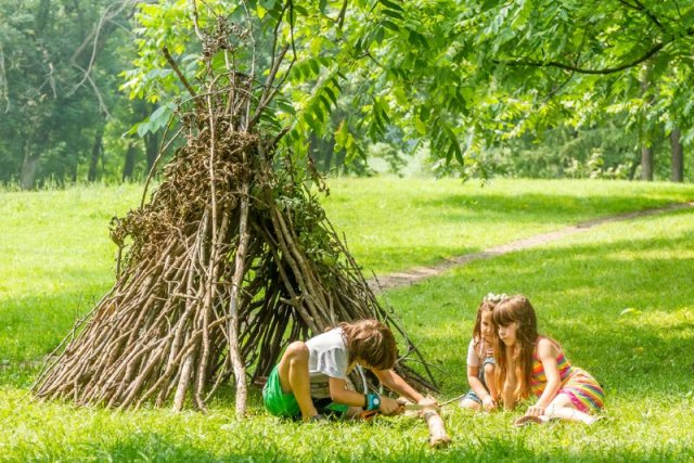 Детский шалаш на даче своими руками: идеи и фото