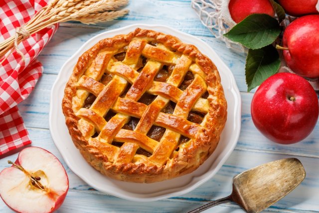Песочный, заливной, дрожжевой, открытый – самые простые и вкусные пироги с вареньем