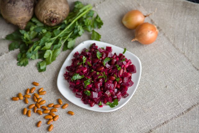 Свекла: лучшие рецепты вкусных заготовок на зиму
